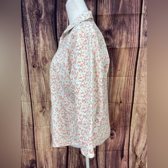 L. L. Bean wrinkle resistant button down 3/4 sleeves floral blouse women’s M - Picture 3 of 15